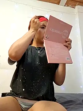 violeta blaze1 online show from 5, 3, 2026