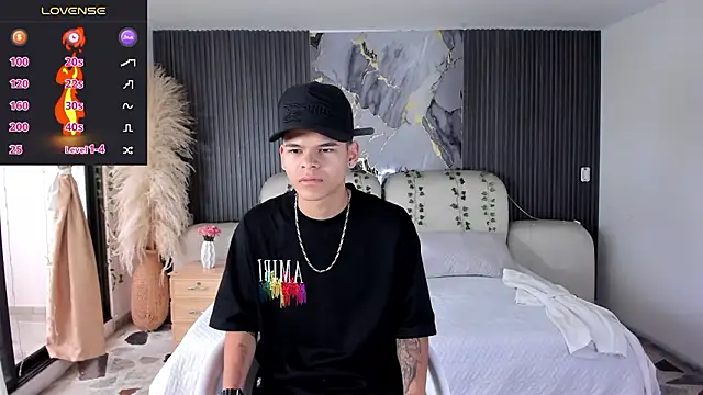 DylanRoyce  online show from 17, 3, 2026