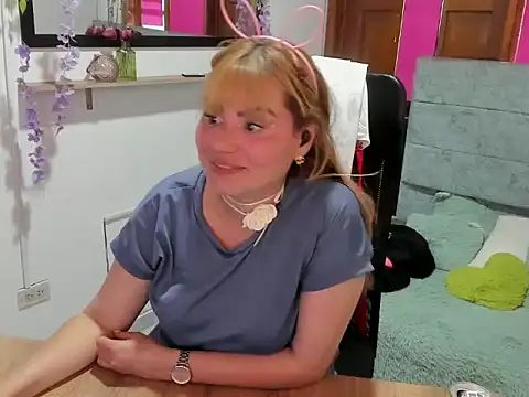 Snapshot of Julieta_star_ chatting on 28, 3, 2026 Julieta star online show from 28, 3, 2026