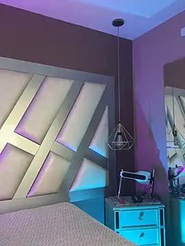 Ashleeyprincess01 online show from 17, 4, 2026