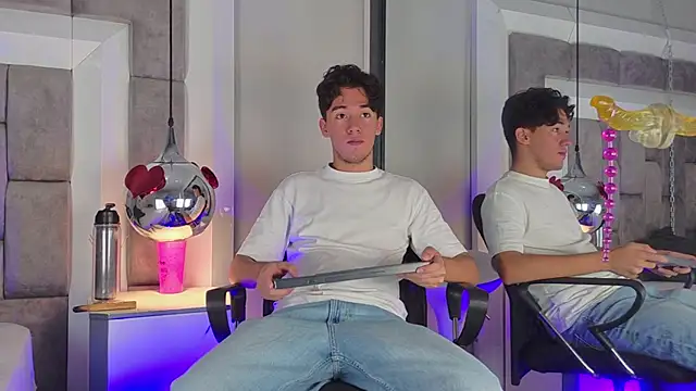 Austin Reedss online show from 6, 4, 2026