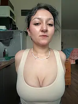 sweetllulus online show from 27, 3, 2026