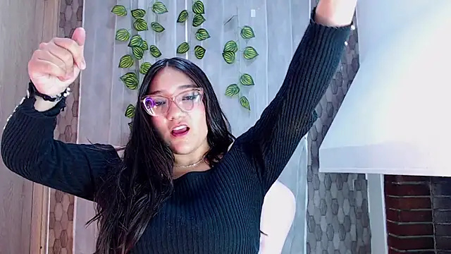 anyela donecm online show from 15, 4, 2026