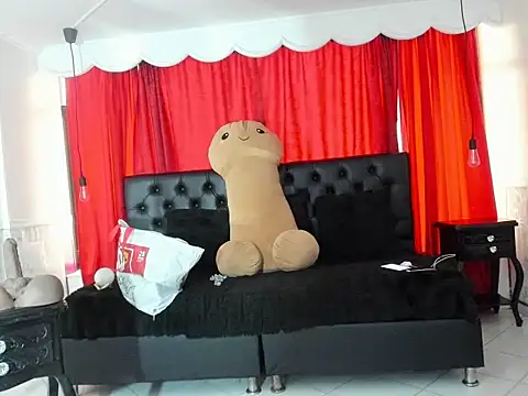 Lilith madame satan online show from 14, 4, 2026