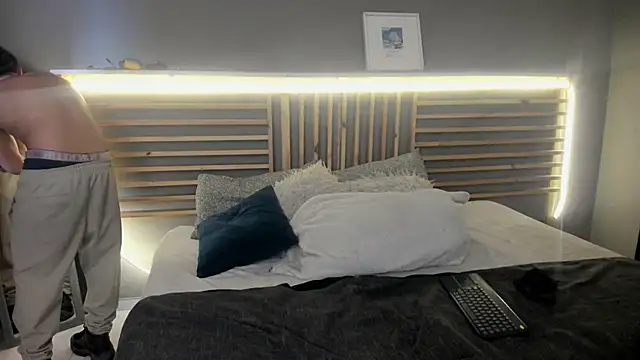 clark ken01 online show from 18, 3, 2026