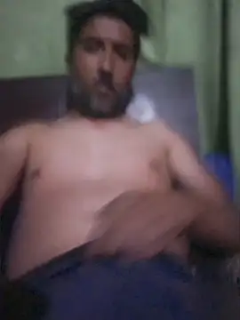 BRAD MATURE online show from 7, 4, 2026