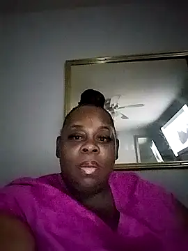 Pinkchocolatebbw online show from 23, 3, 2026