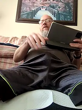 Snapshot of WorthingtonM3 chatting on 2, 5, 2026 WorthingtonM3 online show from 2, 5, 2026
