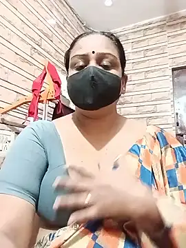 Snapshot of Rashmi_89 chatting on 7, 6, 2026 Rashmi 89 online show from 7, 6, 2026