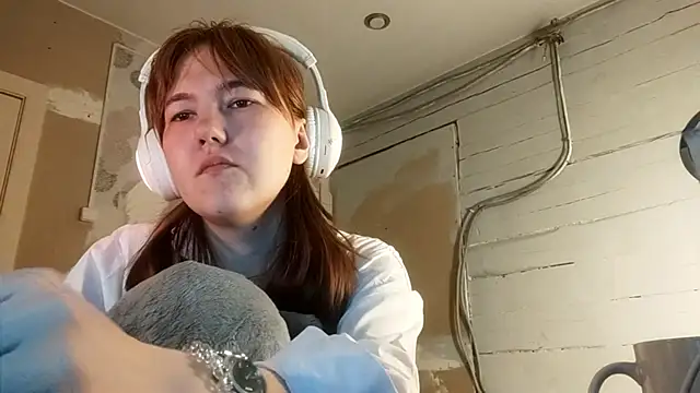 Snapshot of DinaFirebird chatting on 26, 2, 2026 DinaFirebird online show from 26, 2, 2026