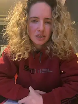 curlyirishgirl online show from 2, 3, 2026