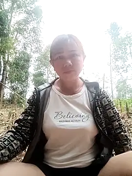 lyly sexx online show from 14, 4, 2026