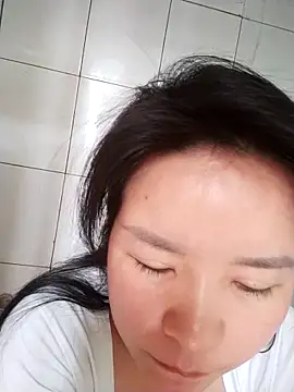 Ivy Trix2 online show from 23, 3, 2026