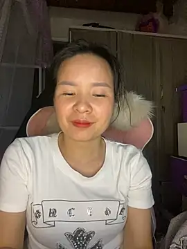 Ivy Trix2 online show from 2, 4, 2026