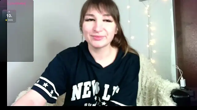 Birdie Kiss online show from 13, 5, 2026