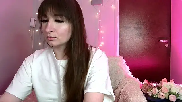 Birdie Kiss online show from 2, 6, 2026