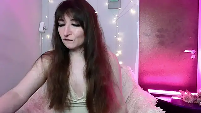 Birdie Kiss online show from 4, 6, 2026