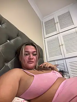 Snapshot of Abismithxox chatting on 9, 3, 2026 Abismithxox online show from 9, 3, 2026