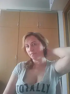 ChristinaYork online show from 9, 4, 2026