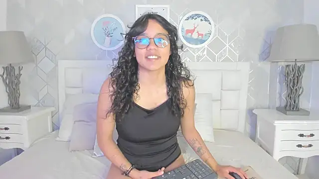 Snapshot of star_angel_7 chatting on 28, 2, 2026 star angel 7 online show from 28, 2, 2026