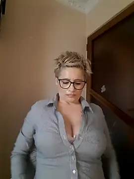 Snapshot of LunaBlaise chatting on 28, 3, 2026 LunaBlaise online show from 28, 3, 2026