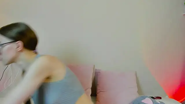 Snapshot of EllieRough chatting on 4, 5, 2026 EllieRough online show from 4, 5, 2026