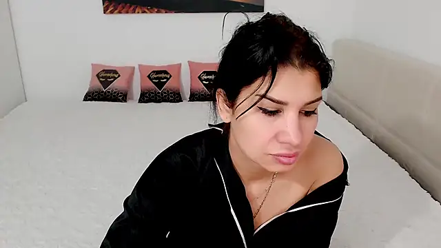 NickyHotXO online show from 8, 4, 2026