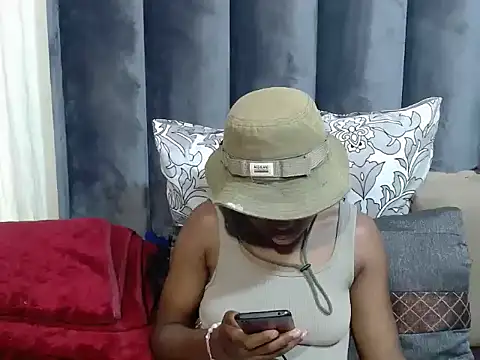 DarkchocolateXxc online show from 2, 4, 2026