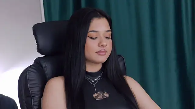 MissNaomiBelle online show from 3, 7, 2026