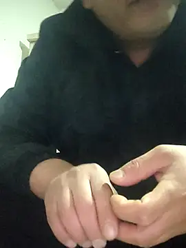 Snapshot of wanggang880903 chatting on 2, 3, 2026 wanggang880903 online show from 2, 3, 2026