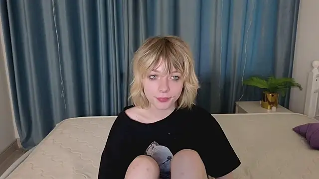 MollySally online show from 10, 5, 2026