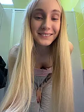 Pink Kiss online show from 14, 5, 2026