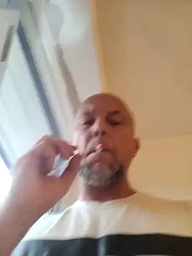 Snapshot of HornyDaddyMuscle chatting on 29, 6, 2026 HornyDaddyMuscle online show from 29, 6, 2026