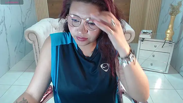 Snapshot of Aitana_s chatting on 3, 3, 2026 Aitana s online show from 3, 3, 2026