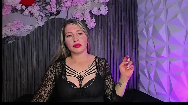 Snapshot of Mia_Backer07 chatting on 2, 3, 2026 Mia Backer07 online show from 2, 3, 2026