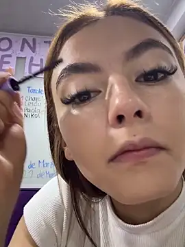   Nahomy online show from 24, 3, 2026