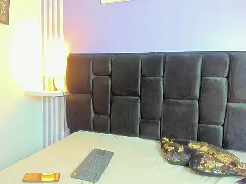 KataleyaVillalobos online show from 10, 3, 2026