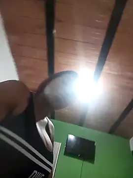 vanessarodriguez69 online show from 5, 4, 2026