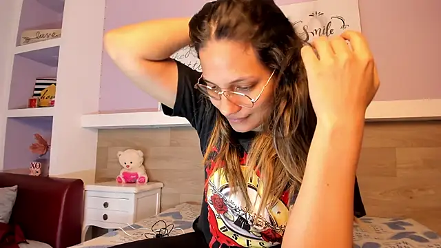Snapshot of EmmaSanchez_ chatting on 31, 3, 2026 EmmaSanchez online show from 31, 3, 2026