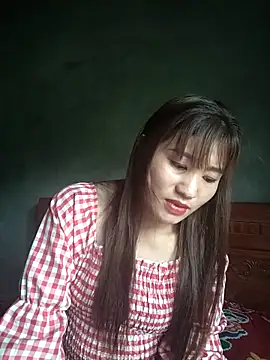 Lilinn  online show from 5, 3, 2026