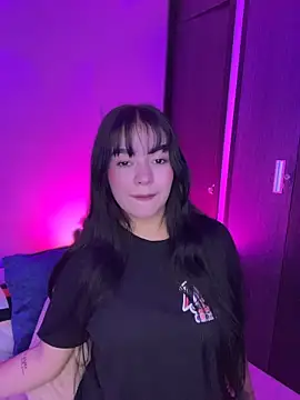 Sophia Wy online show from 19, 4, 2026