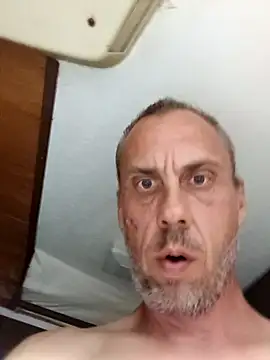 Snapshot of Mikiemic chatting on 15, 3, 2026 Mikiemic online show from 15, 3, 2026