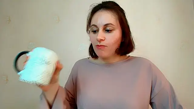 Inessa beauty online show from 10, 3, 2026