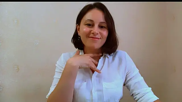 Inessa beauty online show from 4, 7, 2026