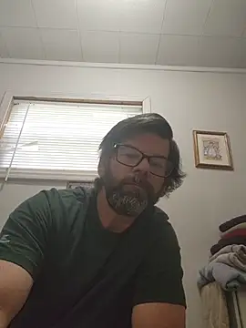 Snapshot of ultimateBWC chatting on 12, 6, 2026 ultimateBWC online show from 12, 6, 2026