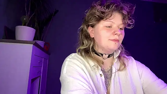 Snapshot of YoungAlina chatting on 6, 7, 2026 YoungAlina online show from 6, 7, 2026