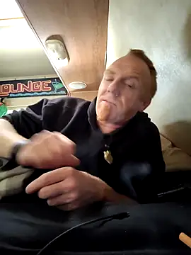 Snapshot of TitanGinger chatting on 2, 3, 2026 TitanGinger online show from 2, 3, 2026