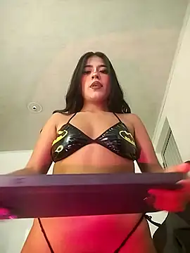 CaticaSquiiirt online show from 2, 3, 2026