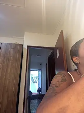 Emi rousse online show from 7, 4, 2026