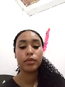 kiaria Glow online show from 2, 3, 2026